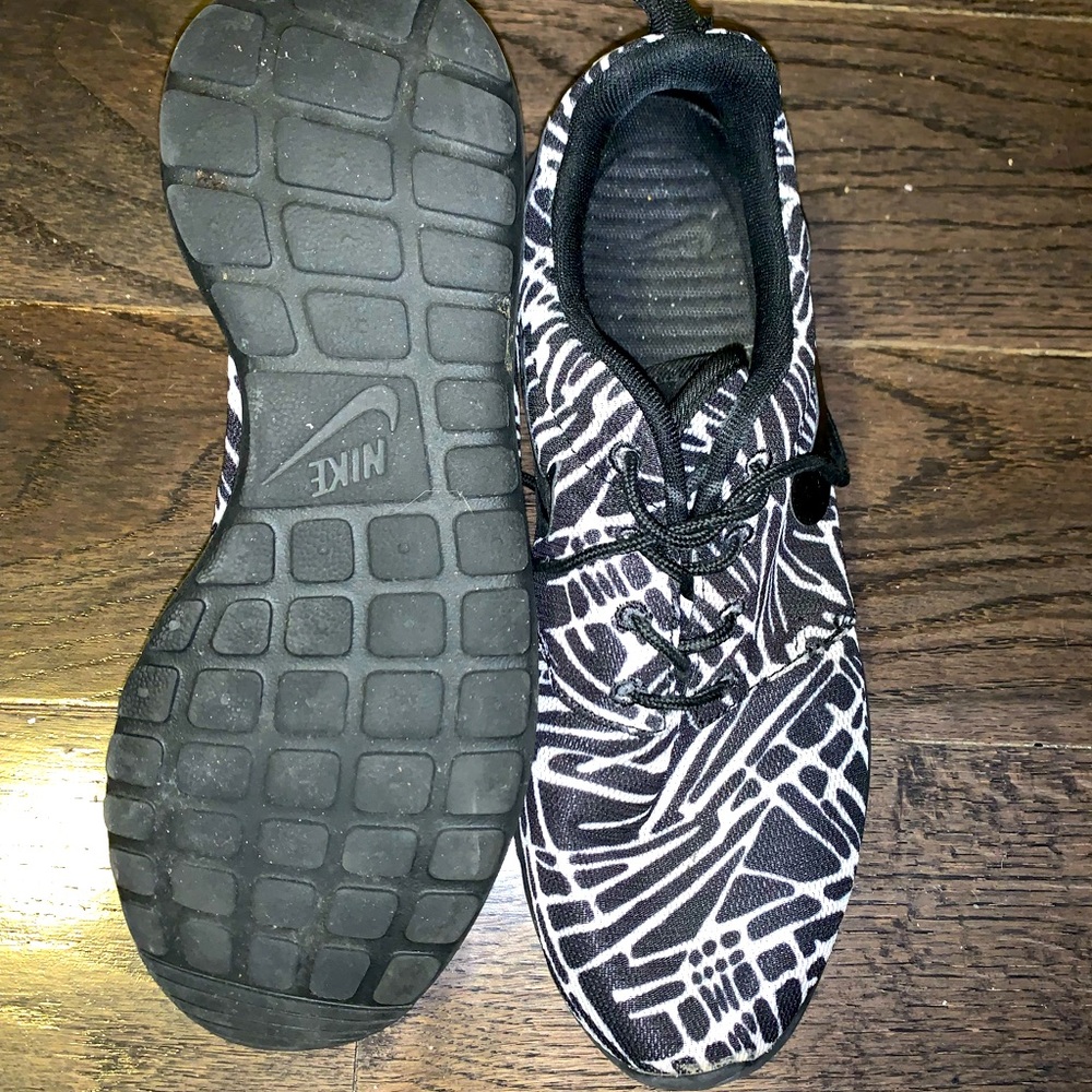 Nike Roshe sneakers